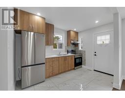 11 Vimy Avenue, Toronto, ON M9N2W1 Photo 8