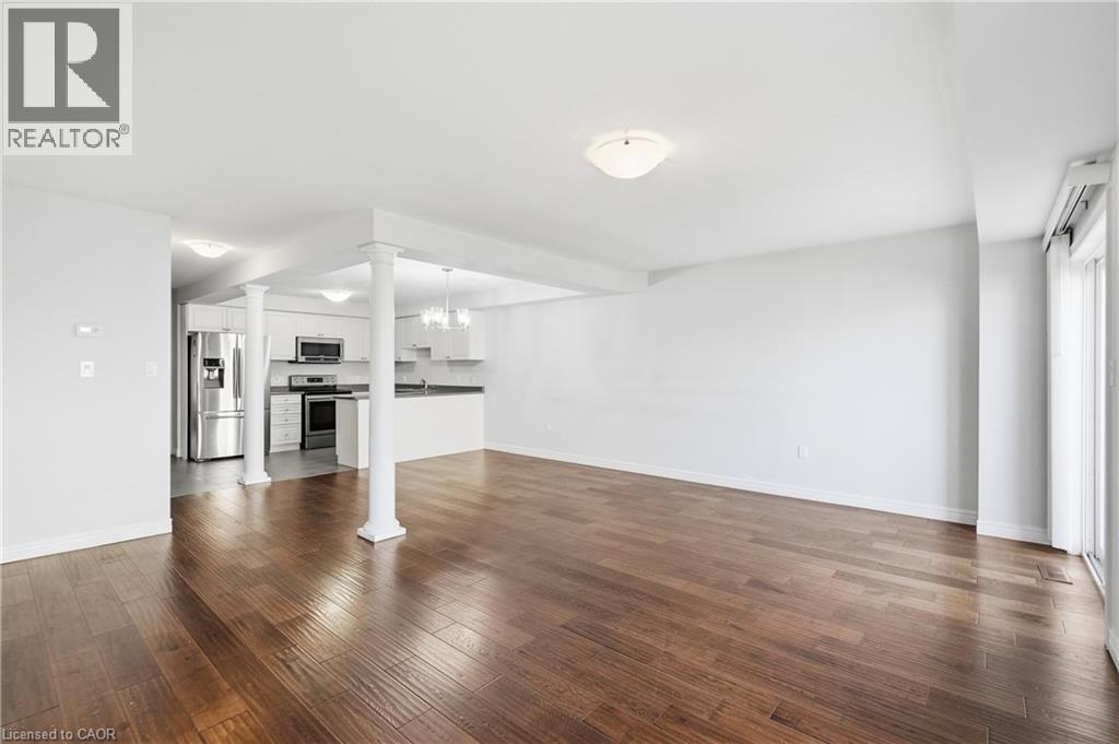 82 Charleswood Crescent — photo 14