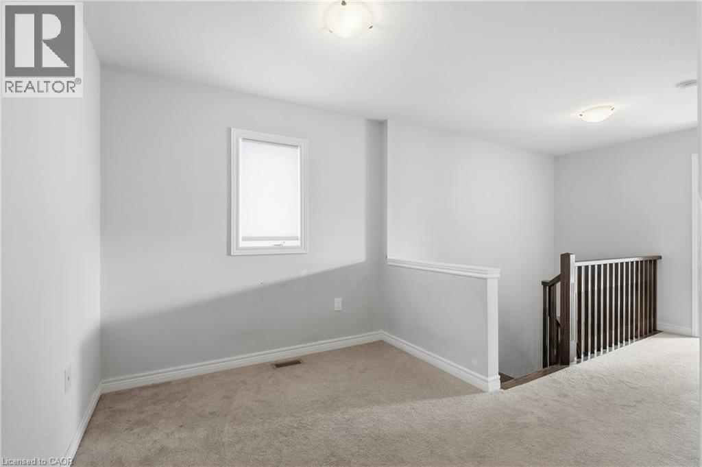 82 Charleswood Crescent — photo 20