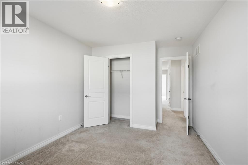 82 Charleswood Crescent — photo 22