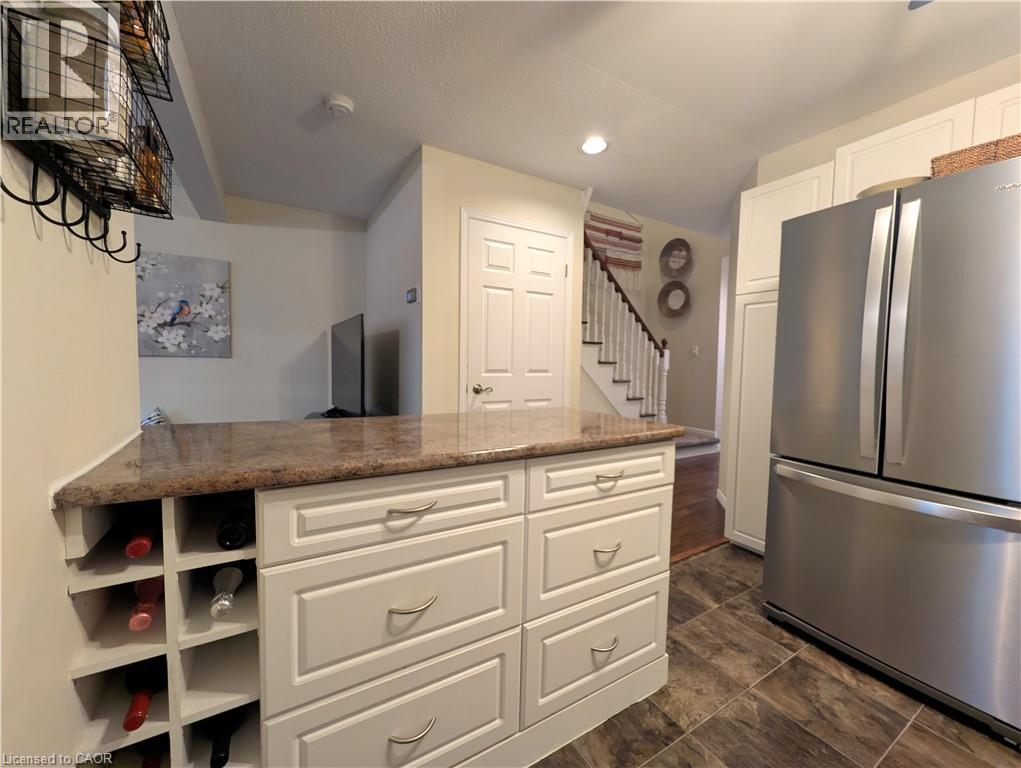 100 Vineberg Drive — photo 13
