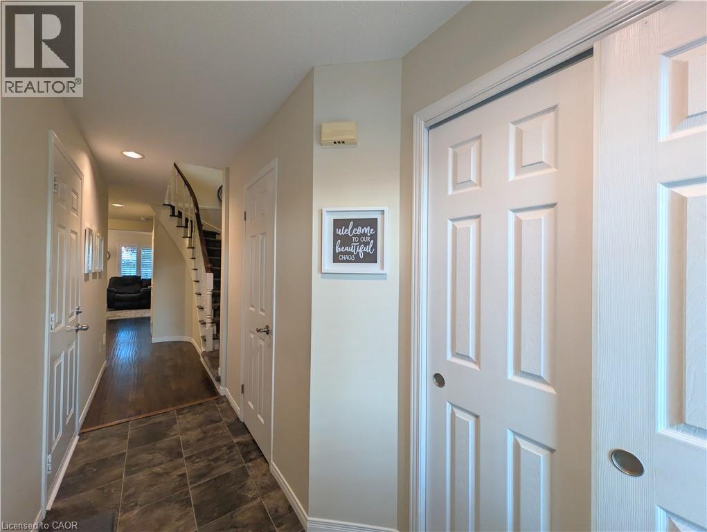 100 Vineberg Drive — photo 8