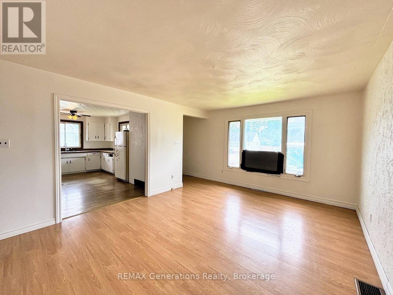 55 NEEBIG AVENUE - 3