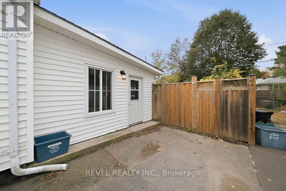 69 Sixth Avenue, Brantford, ON photo 29