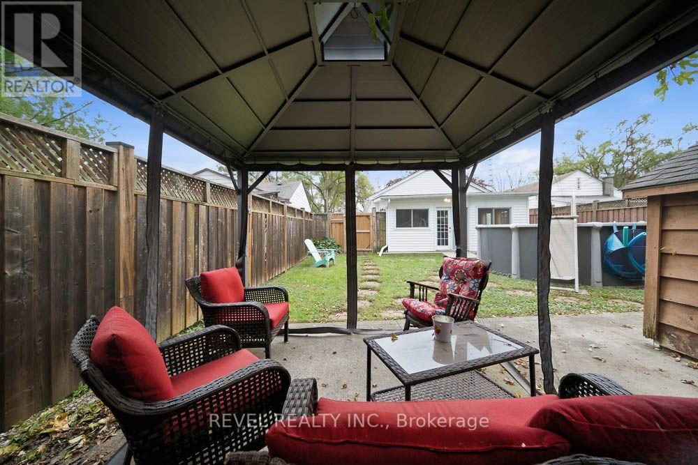 69 Sixth Avenue, Brantford, ON photo 31
