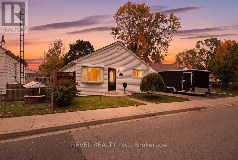 69 Sixth Avenue, Brantford, ON photo 5