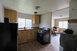 100 Seventh Avenue Se, Teulon, MB R0C3B0 Photo 17