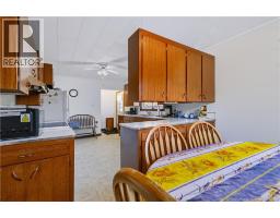 967 Clements Drive, photo 9