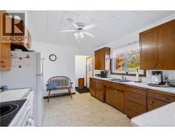 967 Clements Drive, photo 7