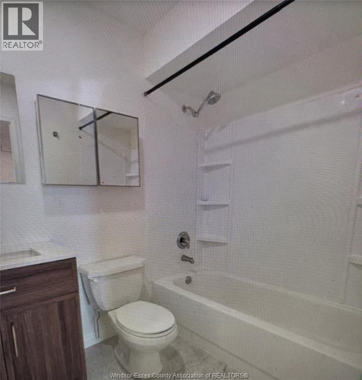 433 Elmstead Road — photo 8