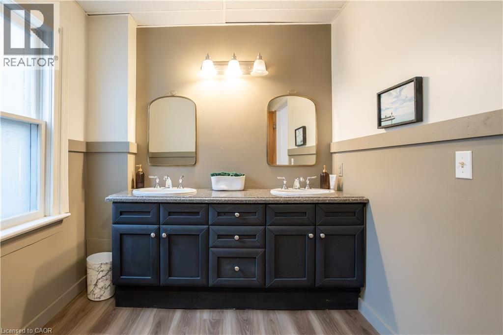 113 Main Street South — photo 11