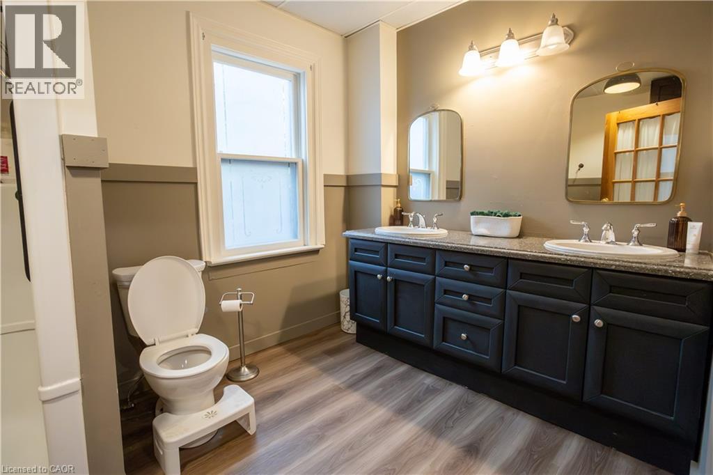 113 Main Street South — photo 12