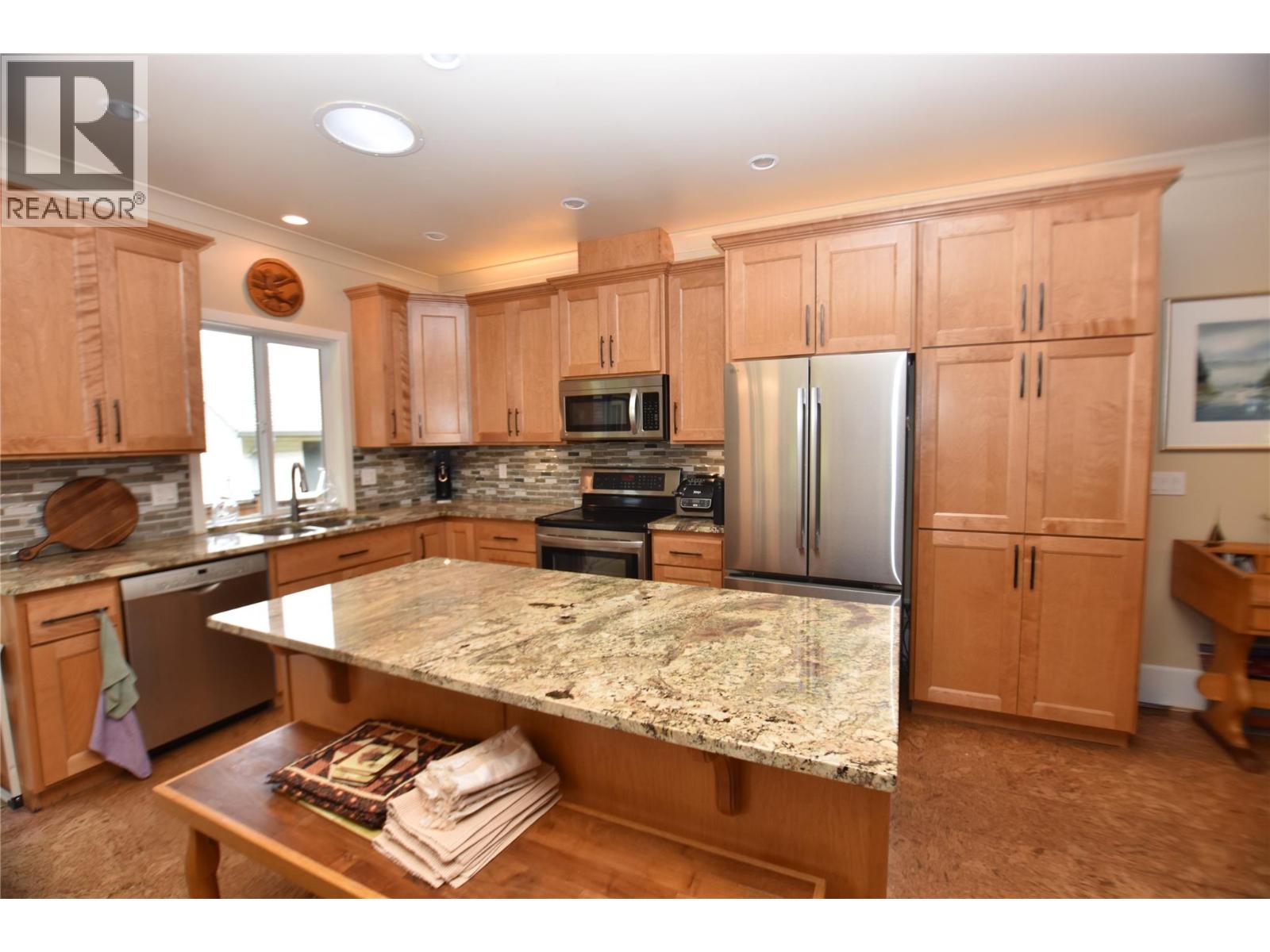 430 Hummingbird Avenue, Vernon - Image 1