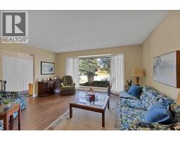 Dining room - 256 Parkwood Close Se, Calgary, AB T2J3V9 Photo 6
