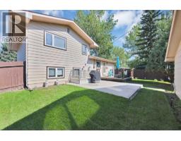256 Parkwood Close Se, Calgary, AB T2J3V9 Photo 42