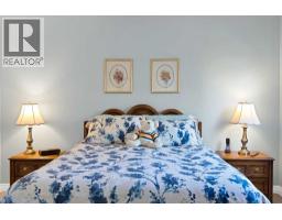 Laundry room - 256 Parkwood Close Se, Calgary, AB T2J3V9 Photo 14