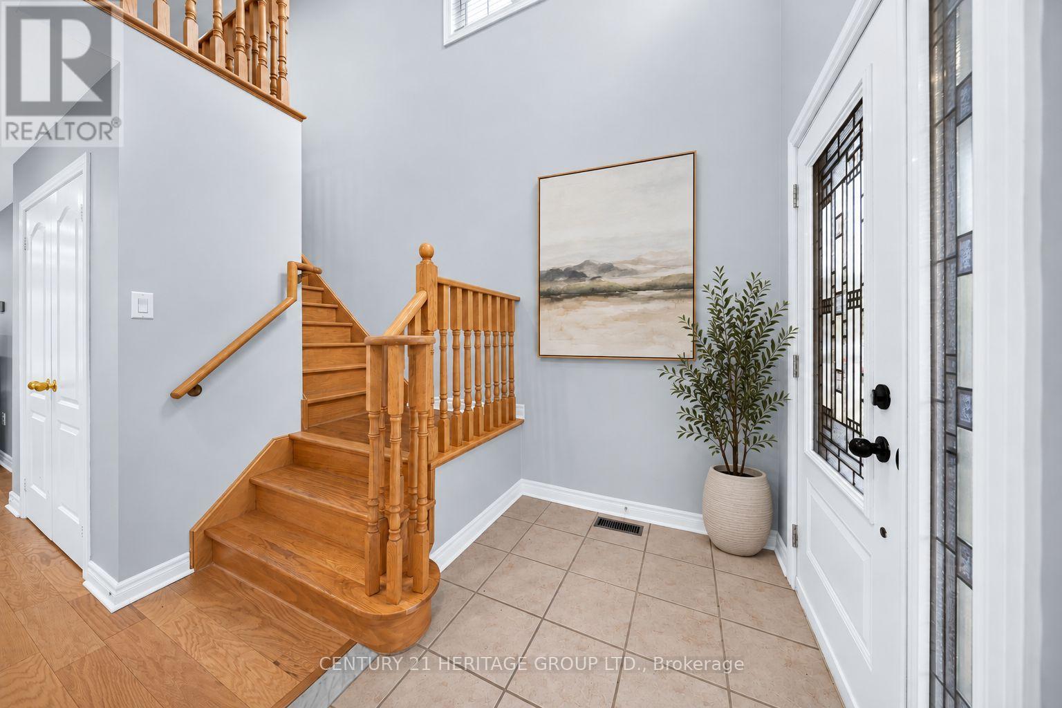 378 SPRUCE GROVE CRESCENT - 4