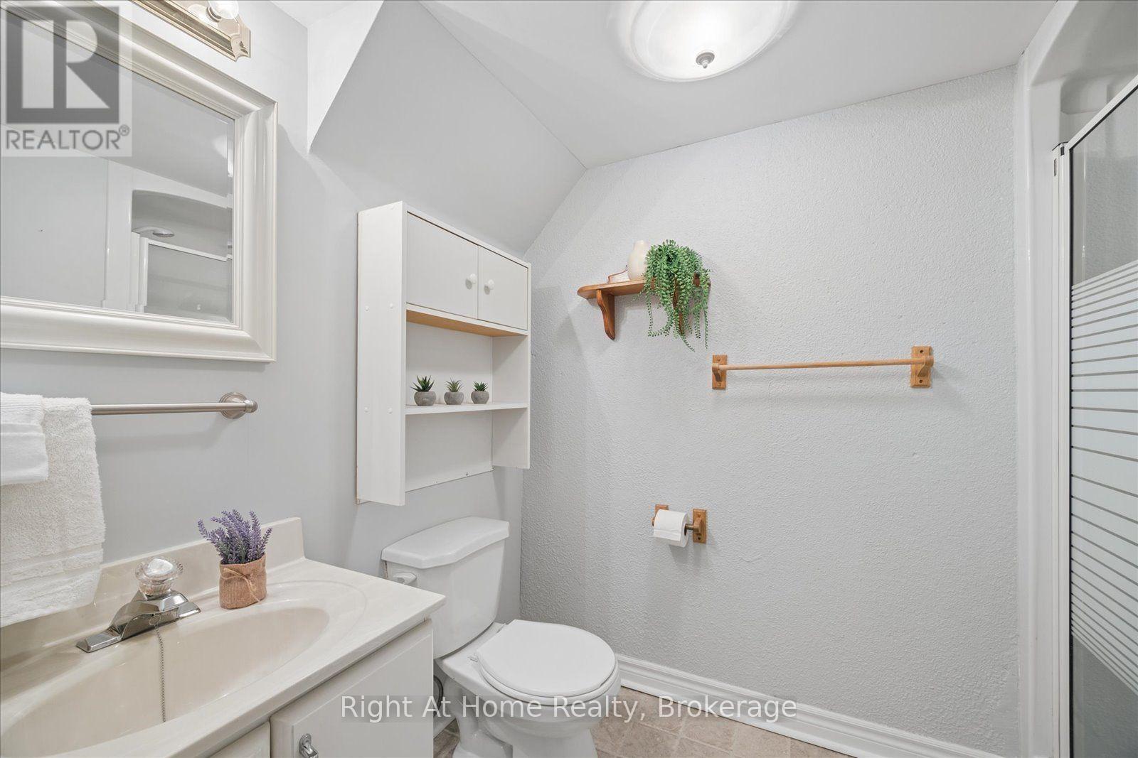 1145 Valley Court — photo 38
