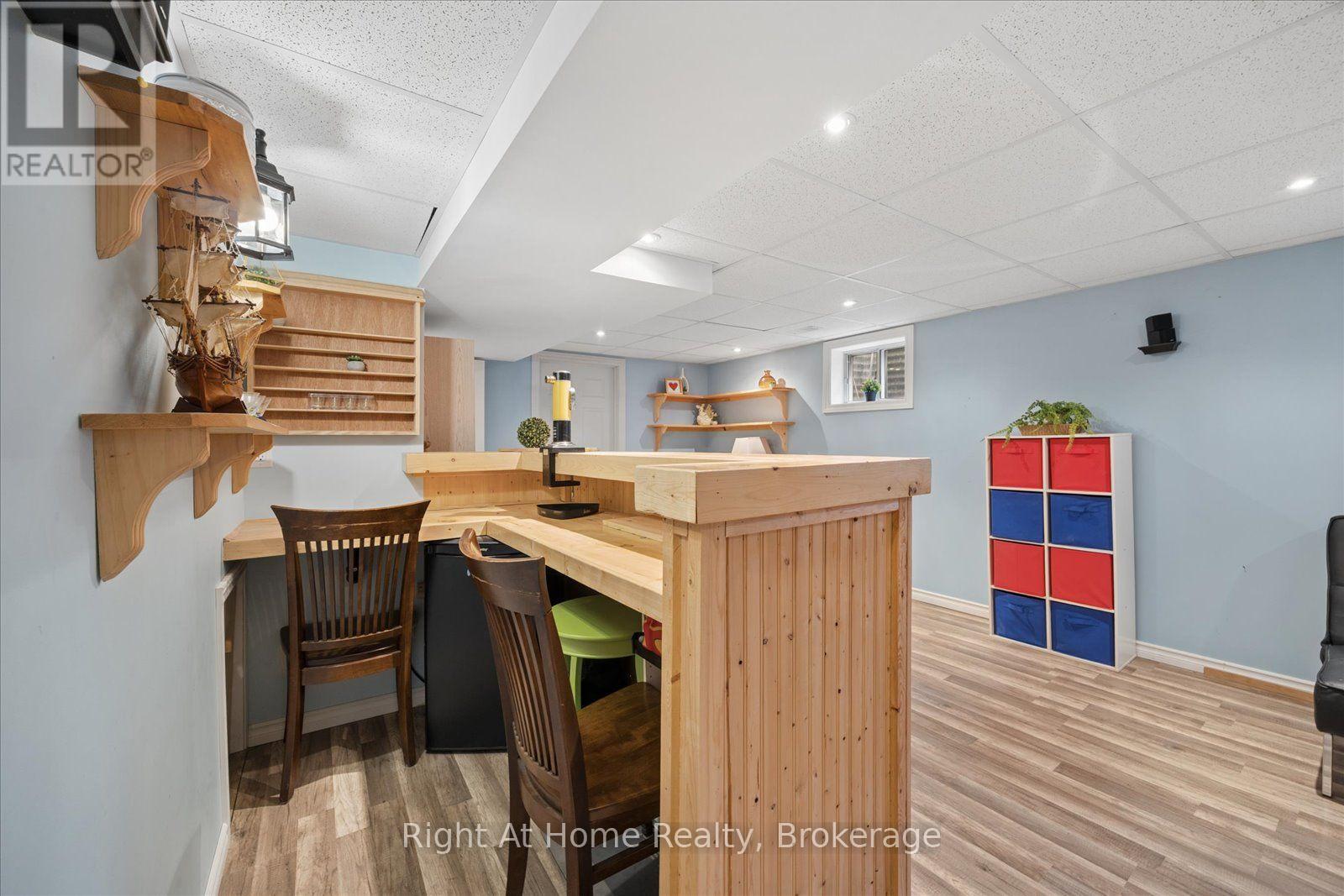 1145 Valley Court — photo 37