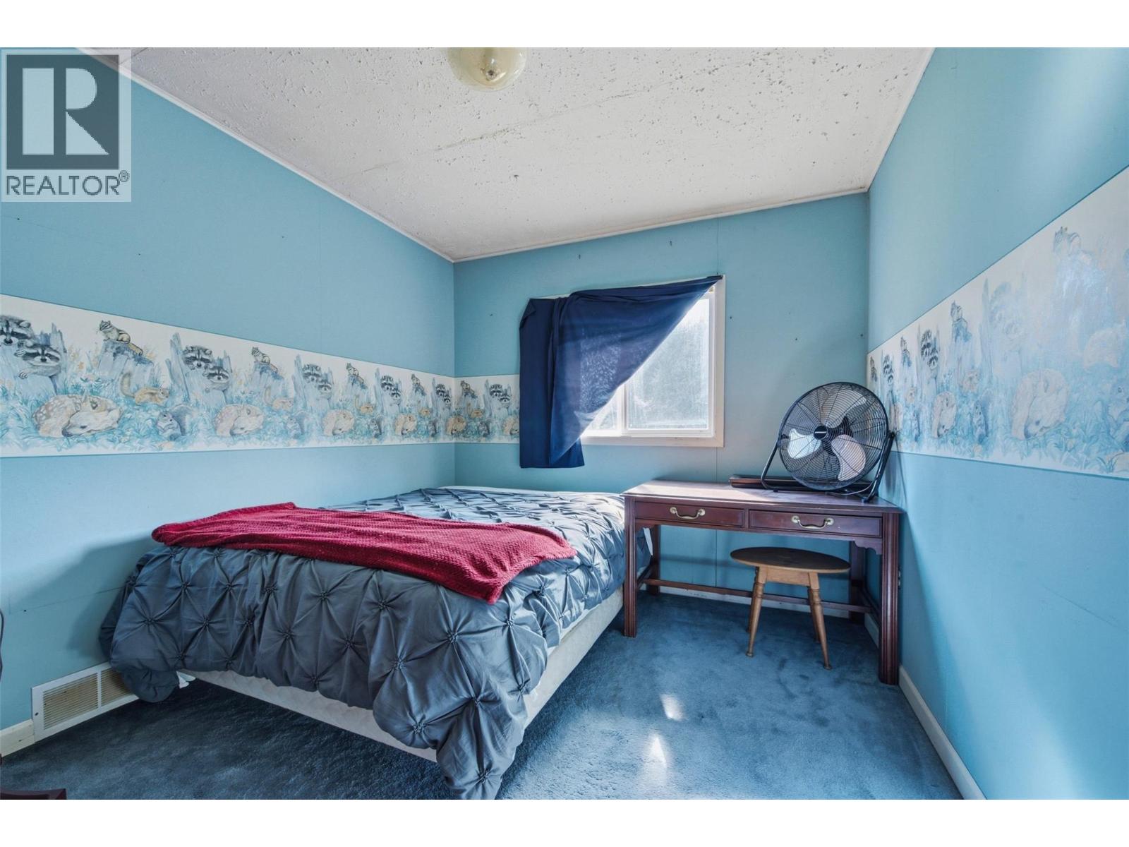 2613 Lumby Mabel Lake Road - 30