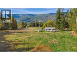 2613 Lumby Mabel Lake Road, Lumby, BC V0E2G6 Photo 10