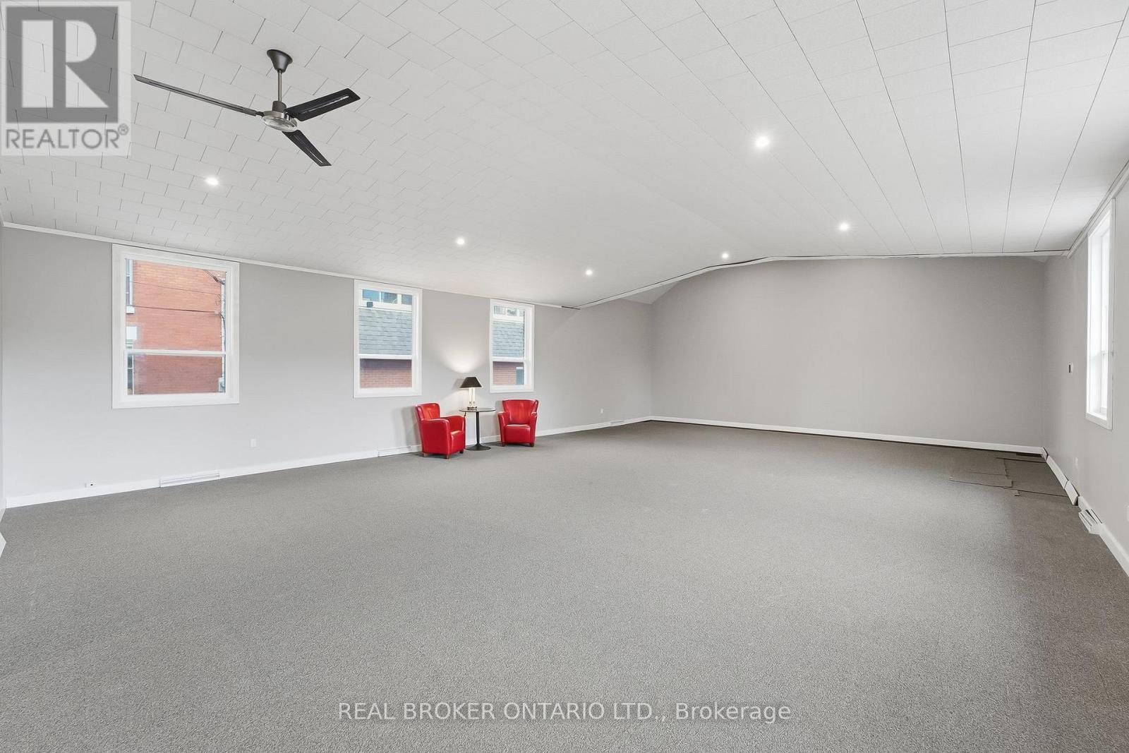 38 Queen Street — photo 11
