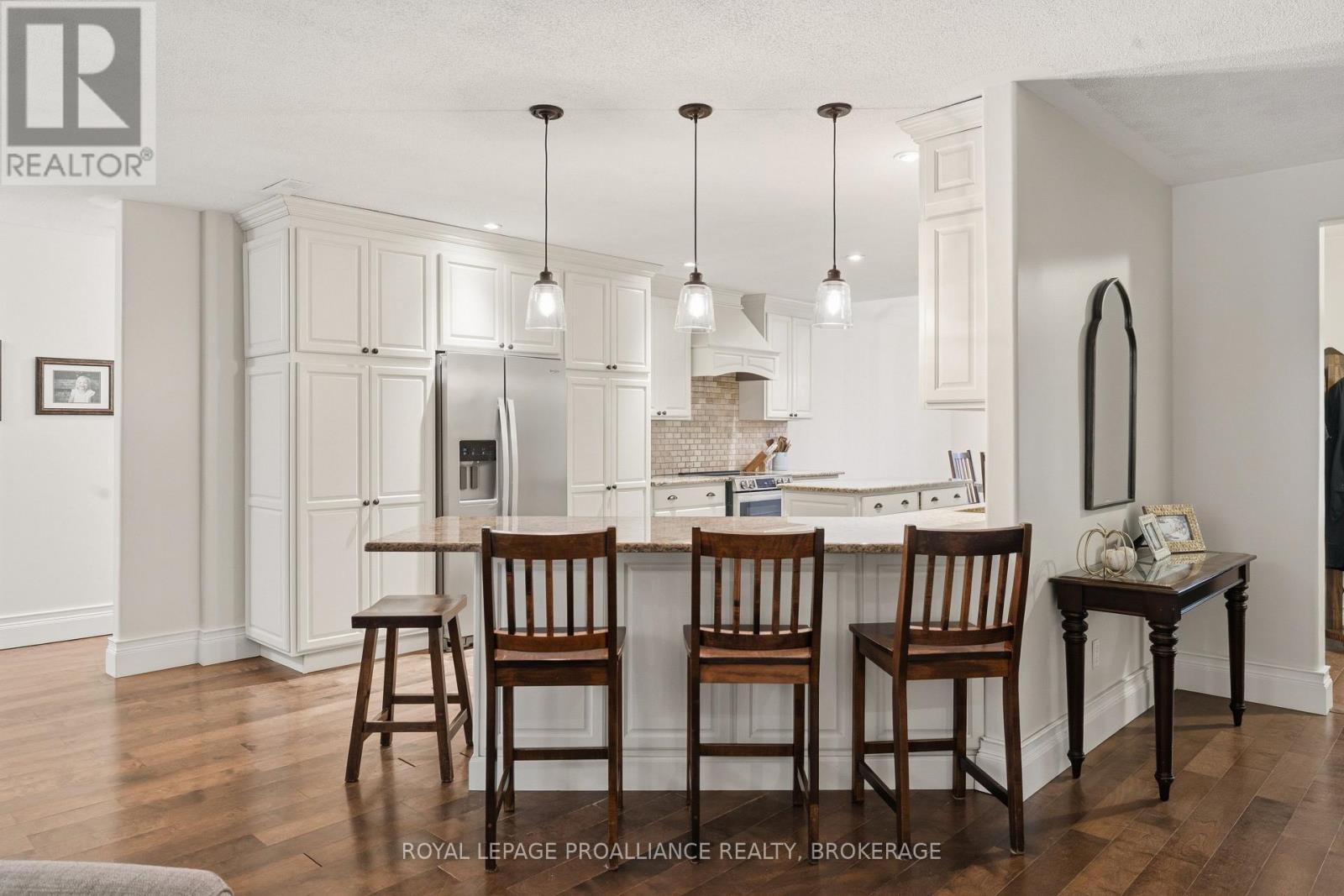 5403 HOLMES ROAD - 11