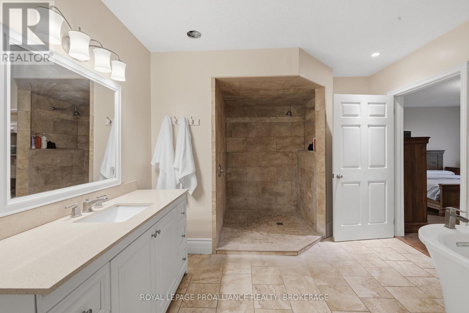 5403 Holmes Road — photo 25