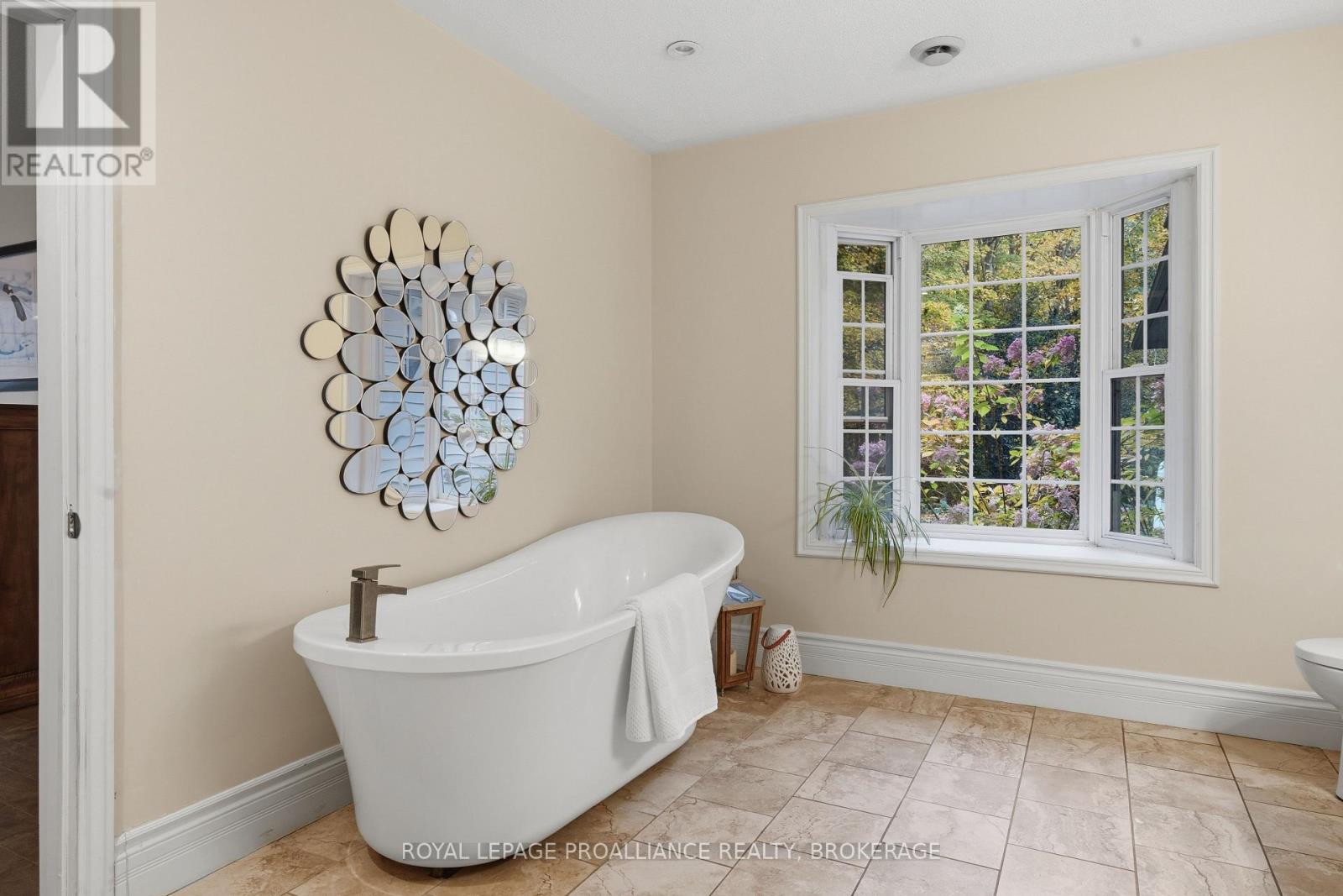 5403 Holmes Road — photo 27