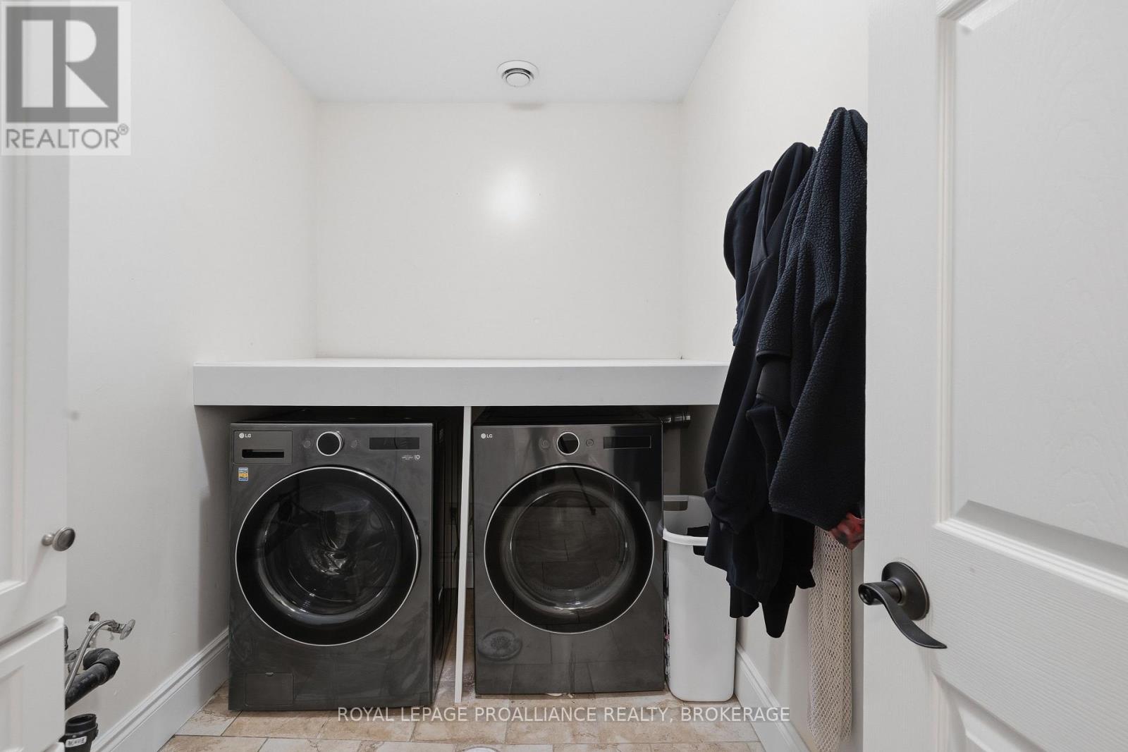 5403 HOLMES ROAD - 29