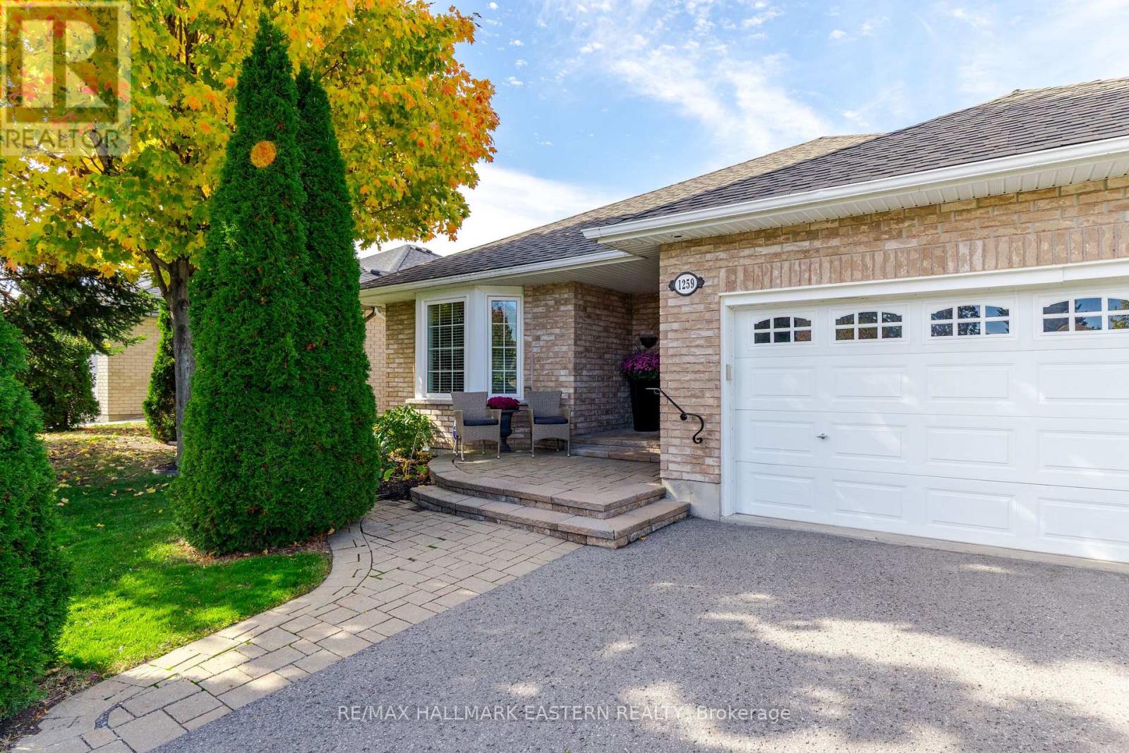 1259 Melody Crescent, Peterborough, ON photo 2