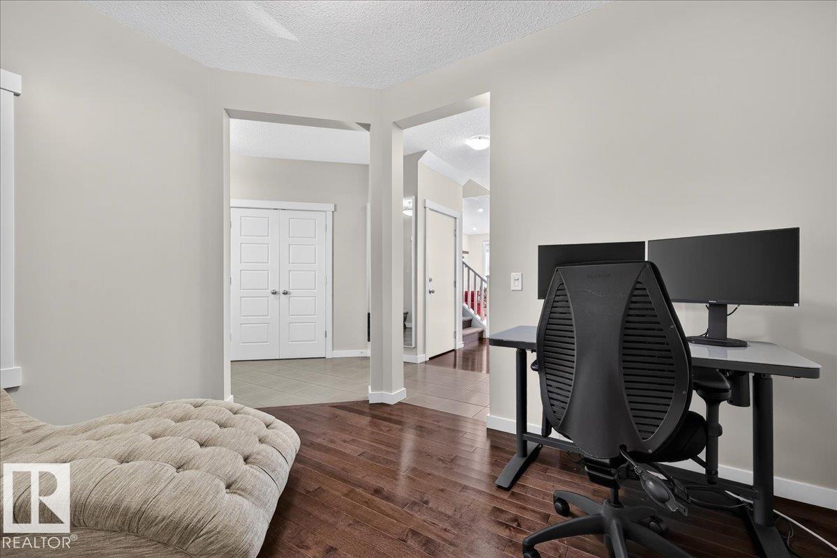8515 19 AV SW, Edmonton — photo 17