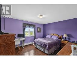 9 Bernice Drive thumbnail 22