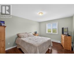 9 Bernice Drive thumbnail 24