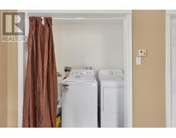 9 Bernice Drive thumbnail 33