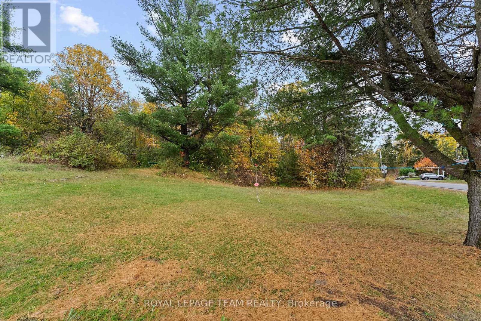2380 Johnston Road — photo 36