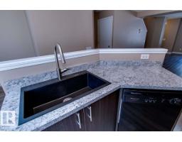 #15 8304 11 Av Sw, Edmonton, AB T6X1J8 Photo 11
