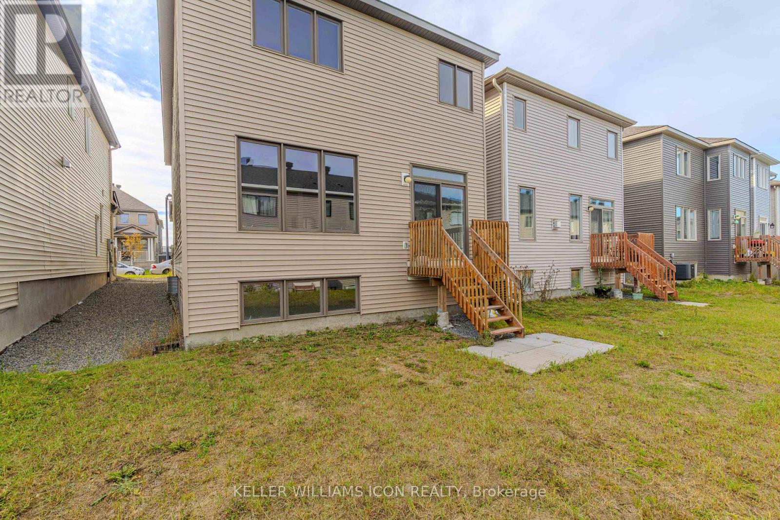 14 RACEMOSE STREET - 43
