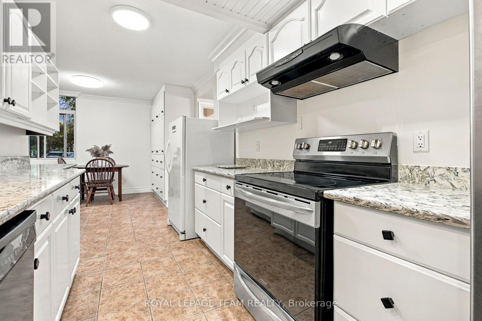 60 Mcleod Street — photo 21