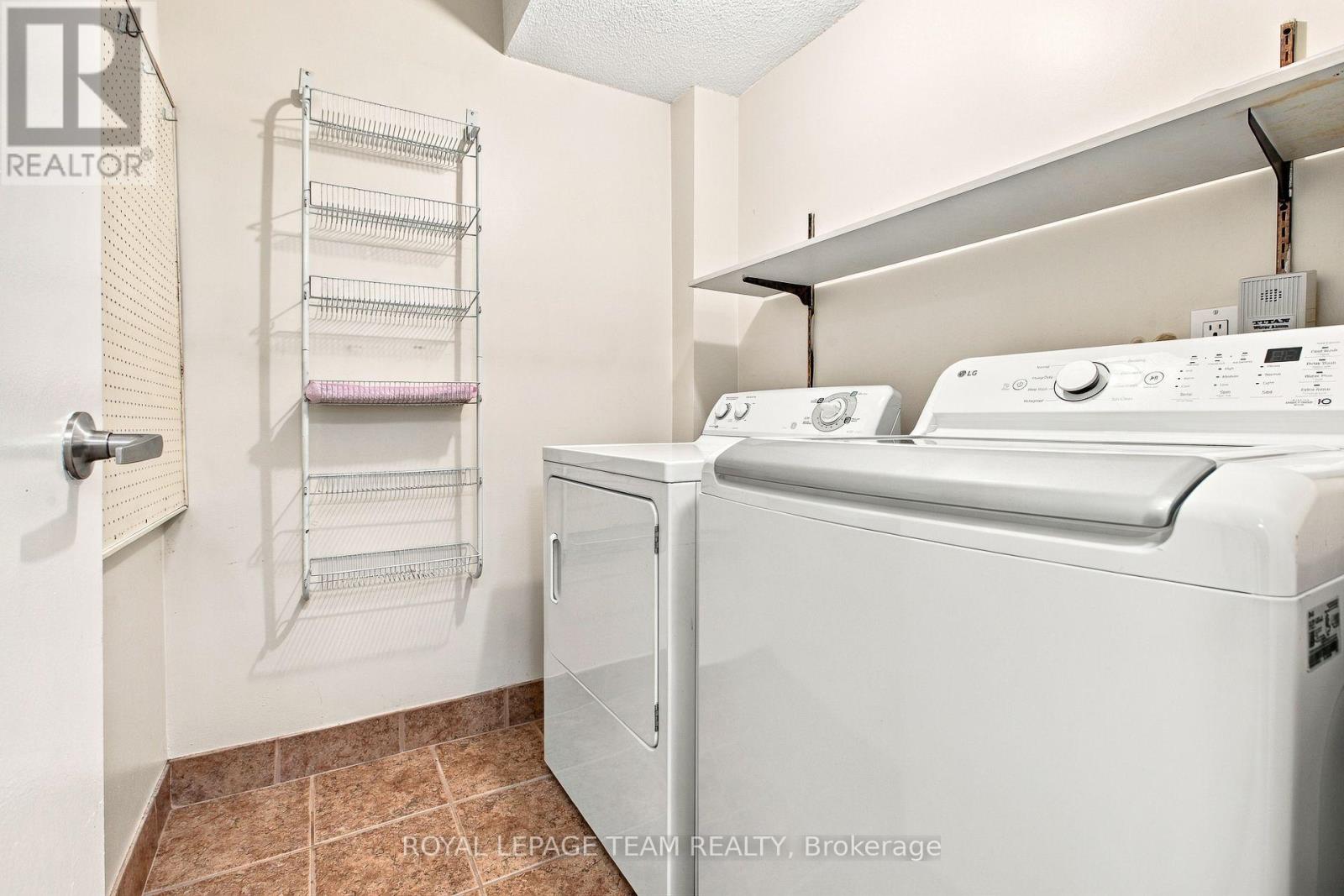 60 Mcleod Street — photo 34