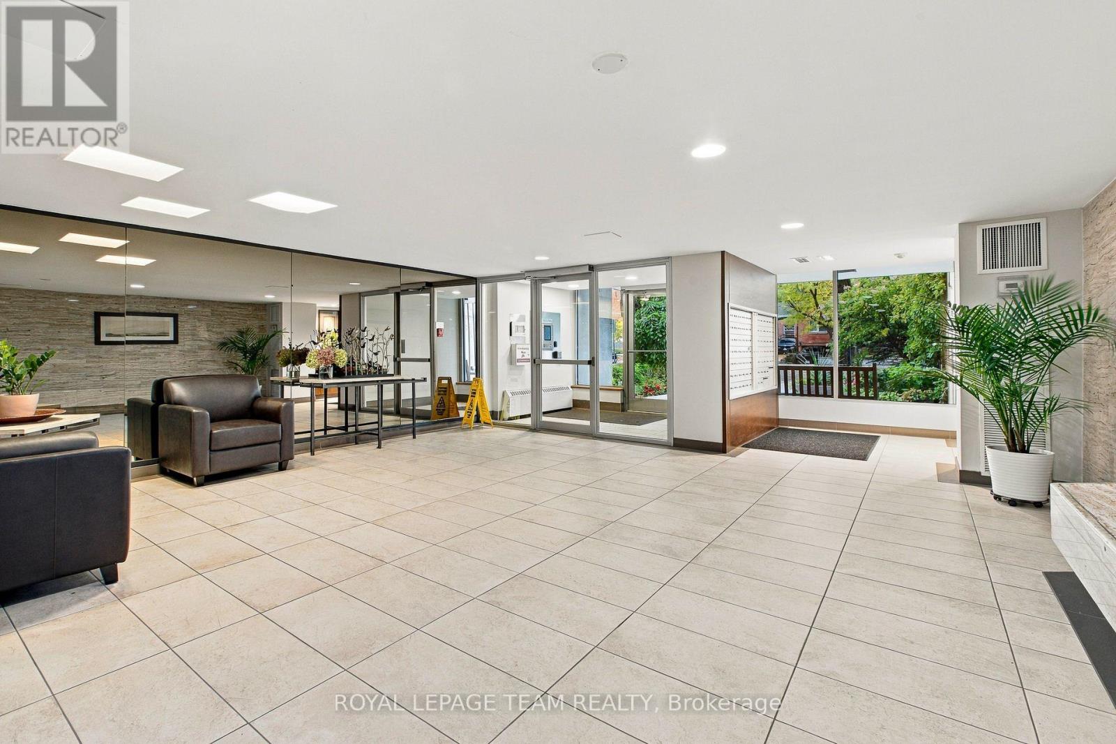 60 Mcleod Street — photo 7