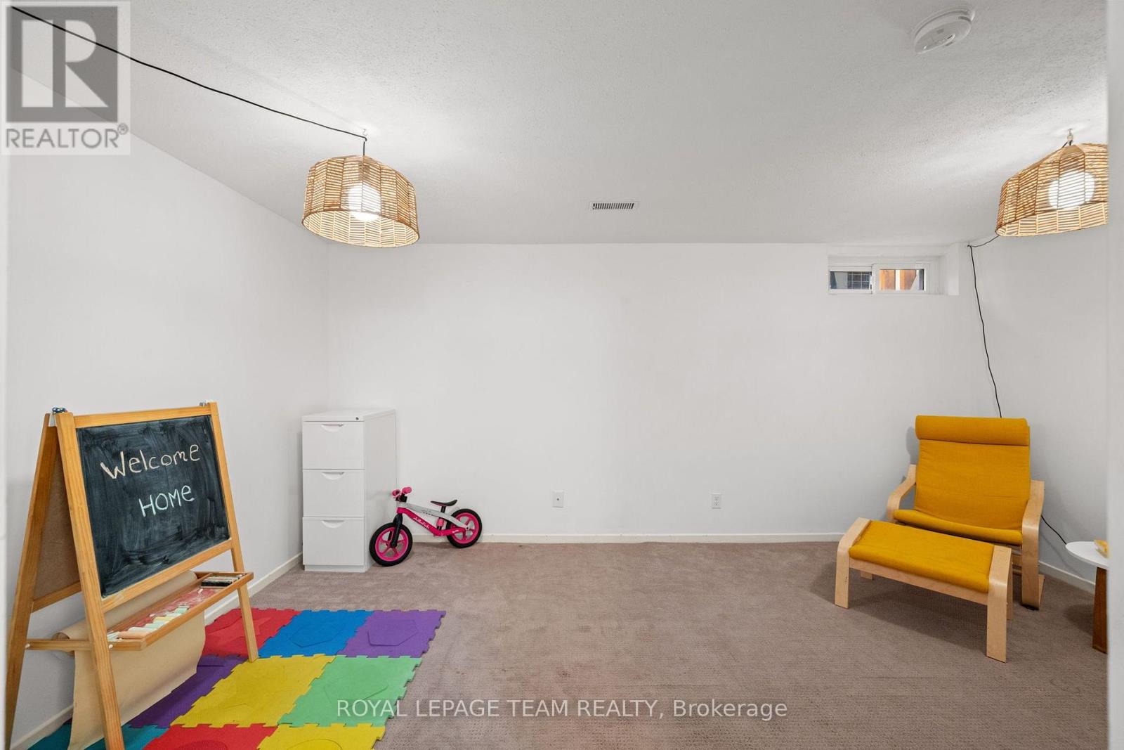 61 Mcclintock Way — photo 17