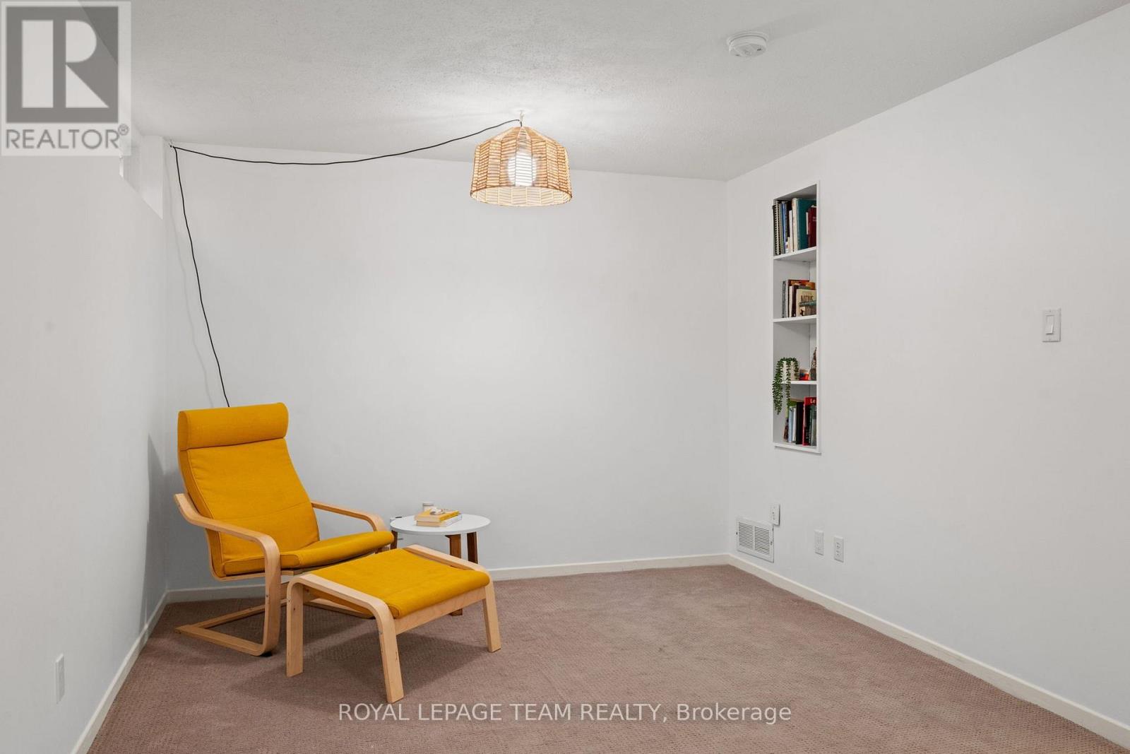 61 Mcclintock Way — photo 18