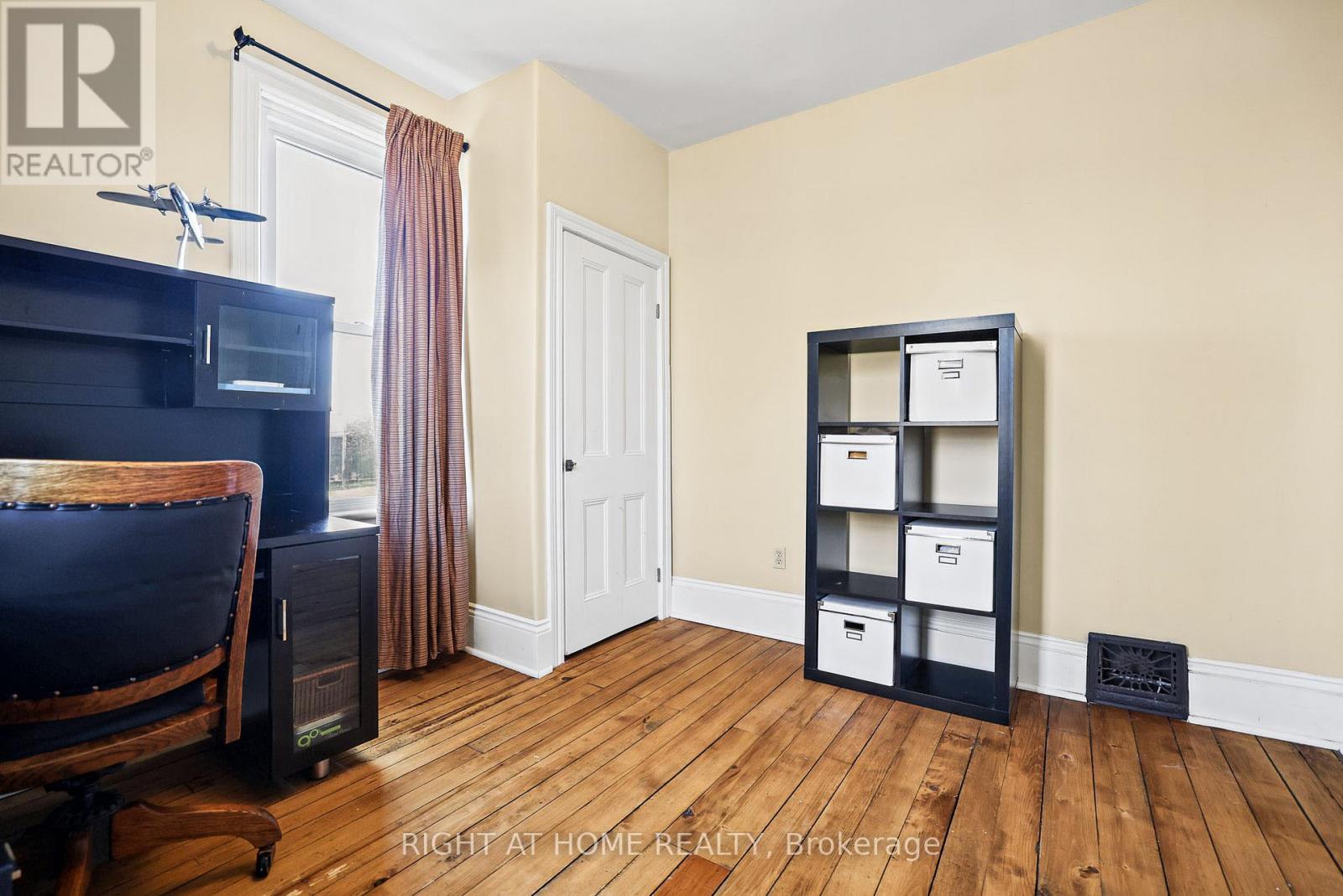 3091 Kinburn Side Road — photo 32