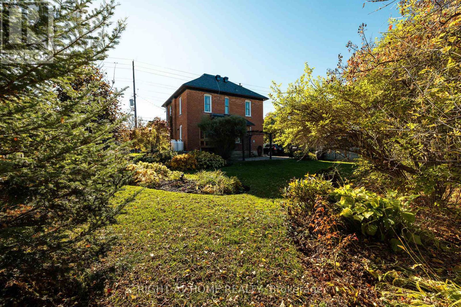 3091 Kinburn Side Road — photo 35