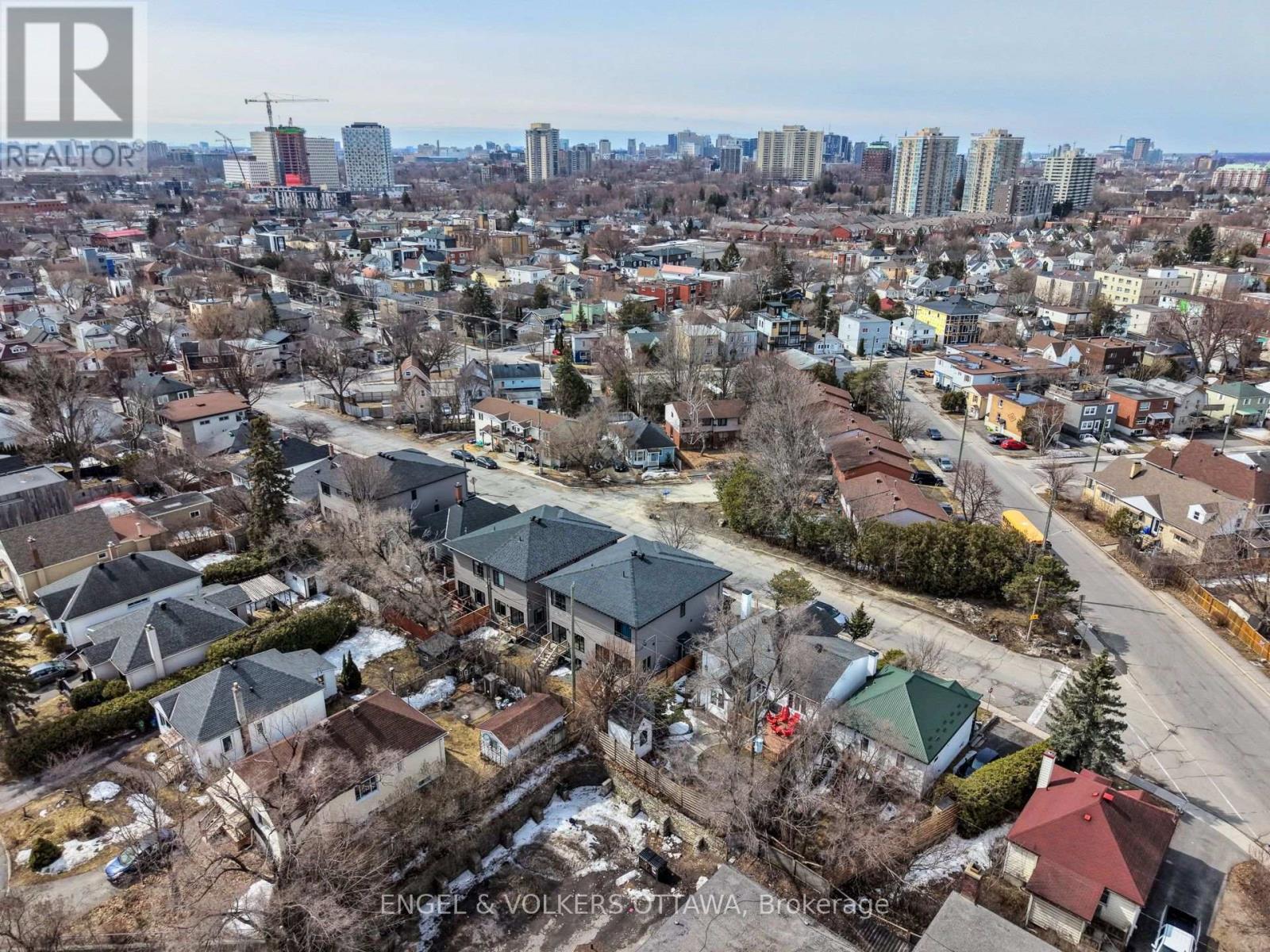 151 Longpre North — photo 15