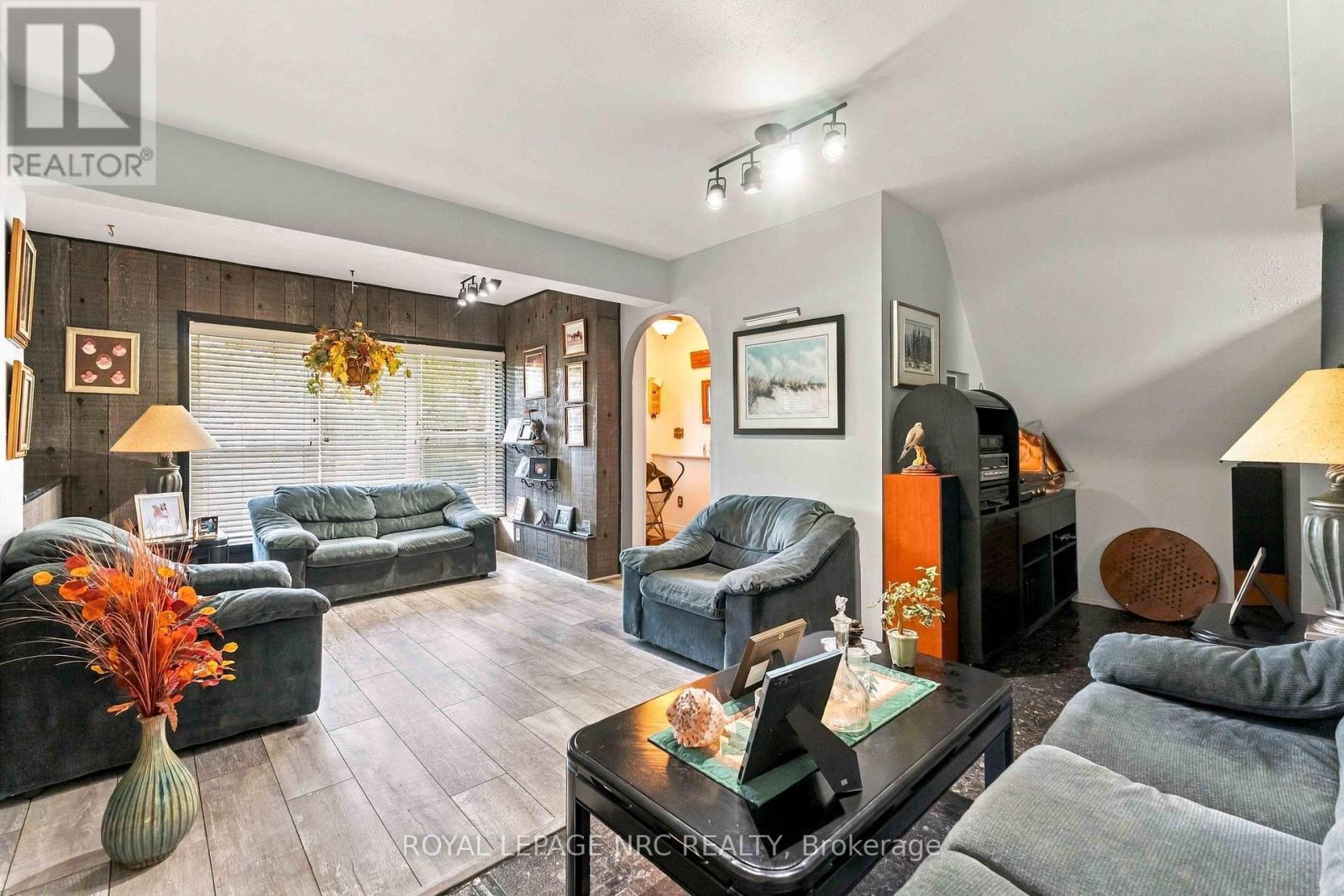 6963 Mcgill Street — photo 22