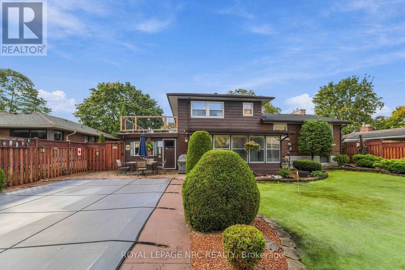 6963 MCGILL STREET - 33