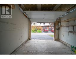 306 Thomas Street, Clearview, ON L0M1S0 Photo 10