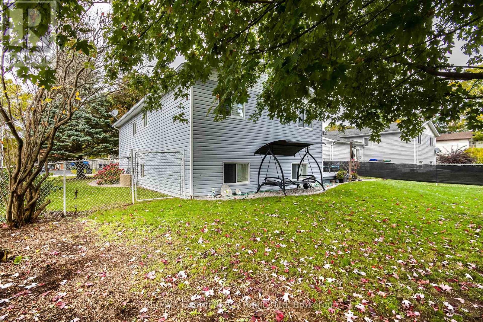 19 Bridle Road — photo 17